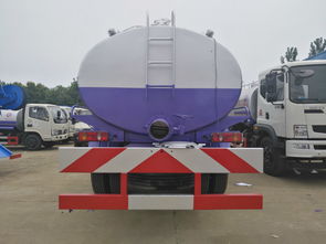 自貢東風(fēng)4方5方吸糞車價格與現(xiàn)車訂購指南 高效清理化糞池的理想選擇
